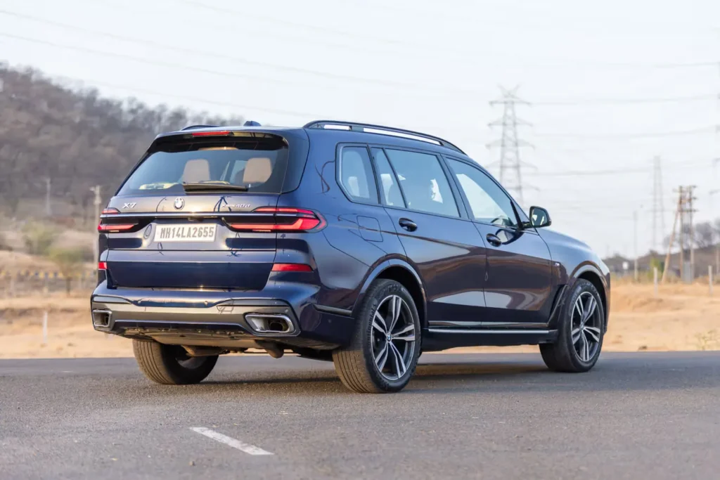 BMW X7 exterior design showing rear view, highlighting luxury and performance features